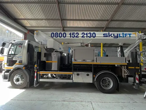 Vehicle wrap graphics on white car for Think Bubble